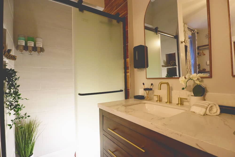 Photo of Others in Woodbury