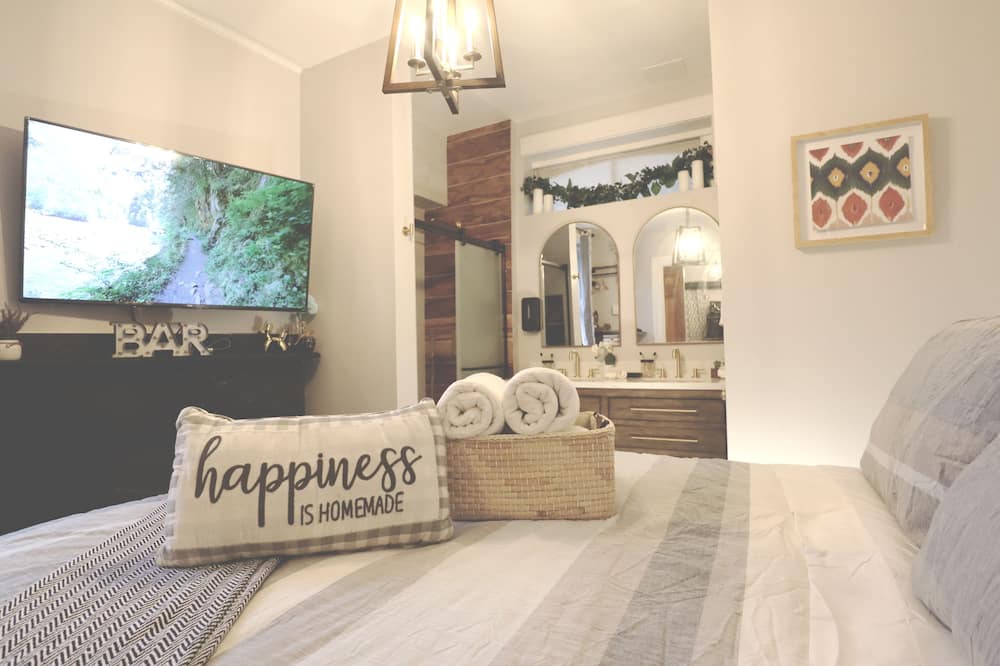 Photo of Livingroom in Woodbury