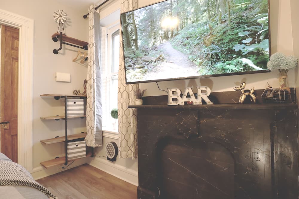 Photo of Others in Woodbury