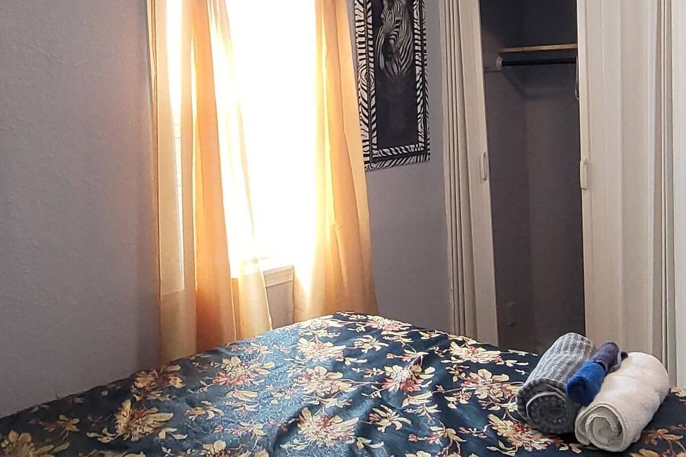 Photo of Bedroom in Jennings