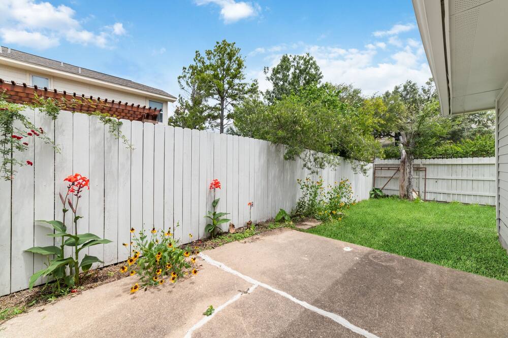 Photo of Outdoor in George Bush Park/Eldridge