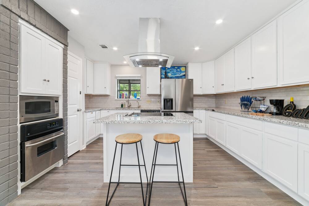 Photo of Kitchen in George Bush Park/Eldridge
