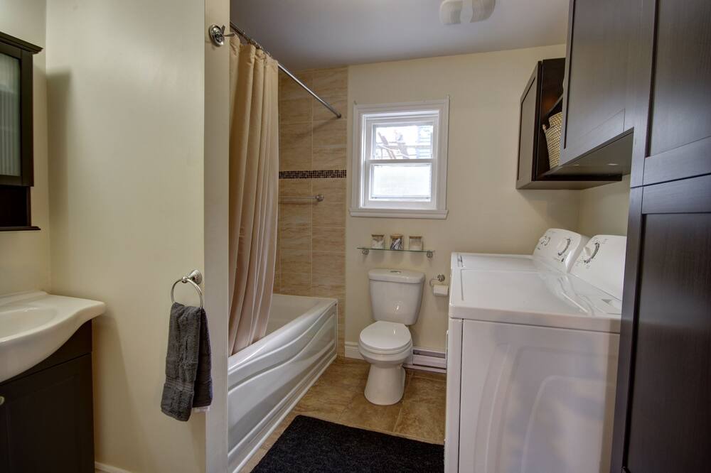 Photo of Bathroom in Lac-Brome