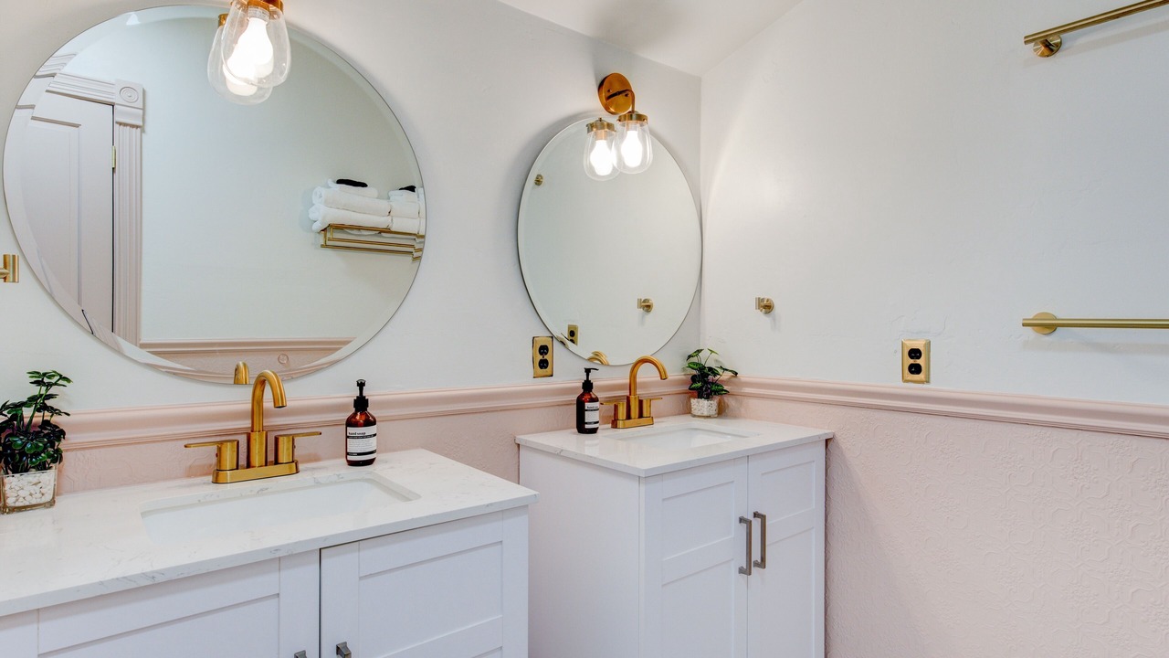 Photo of Bathroom in Springville
