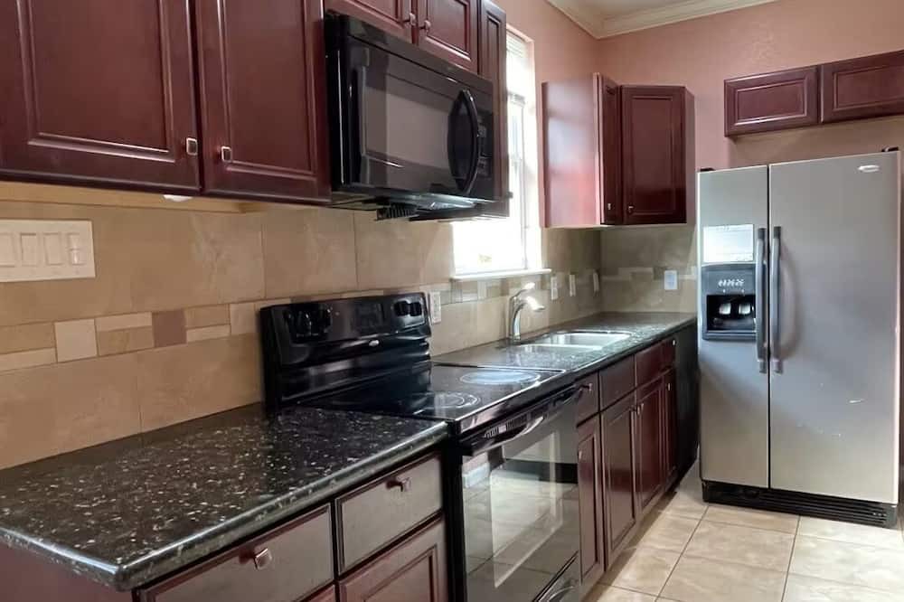 Photo of Kitchen in Iowa Colony