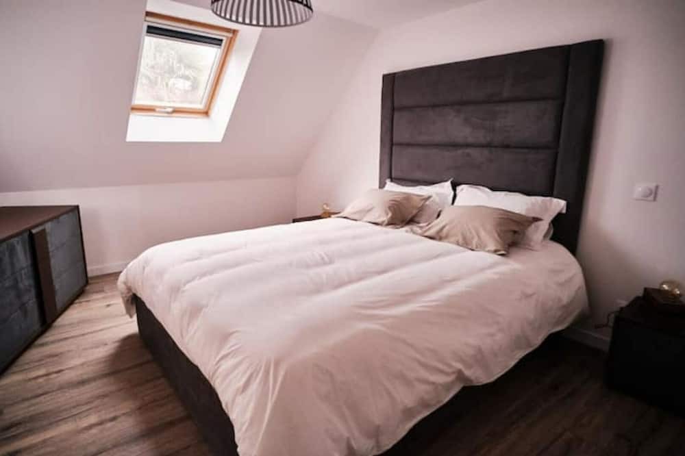 Photo of Bedroom in Vains