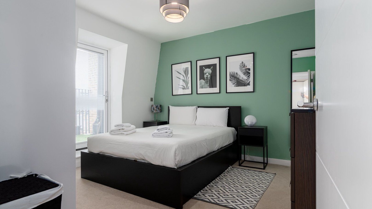 Photo of Bedroom in Woolwich