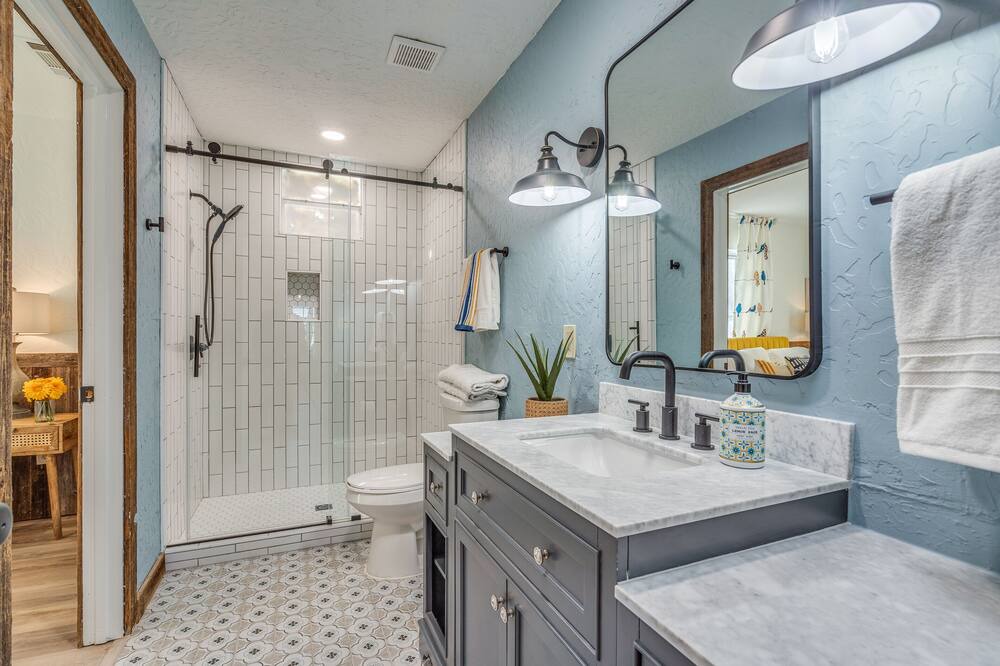 Photo of Bathroom in Lavon