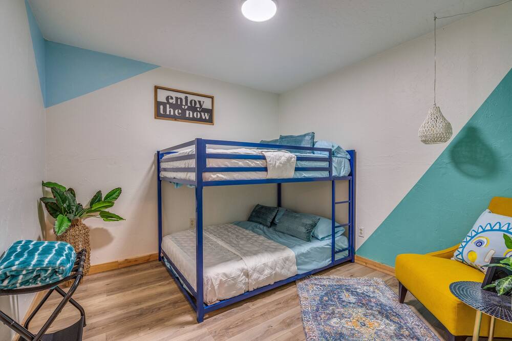 Photo of Bedroom in Lavon