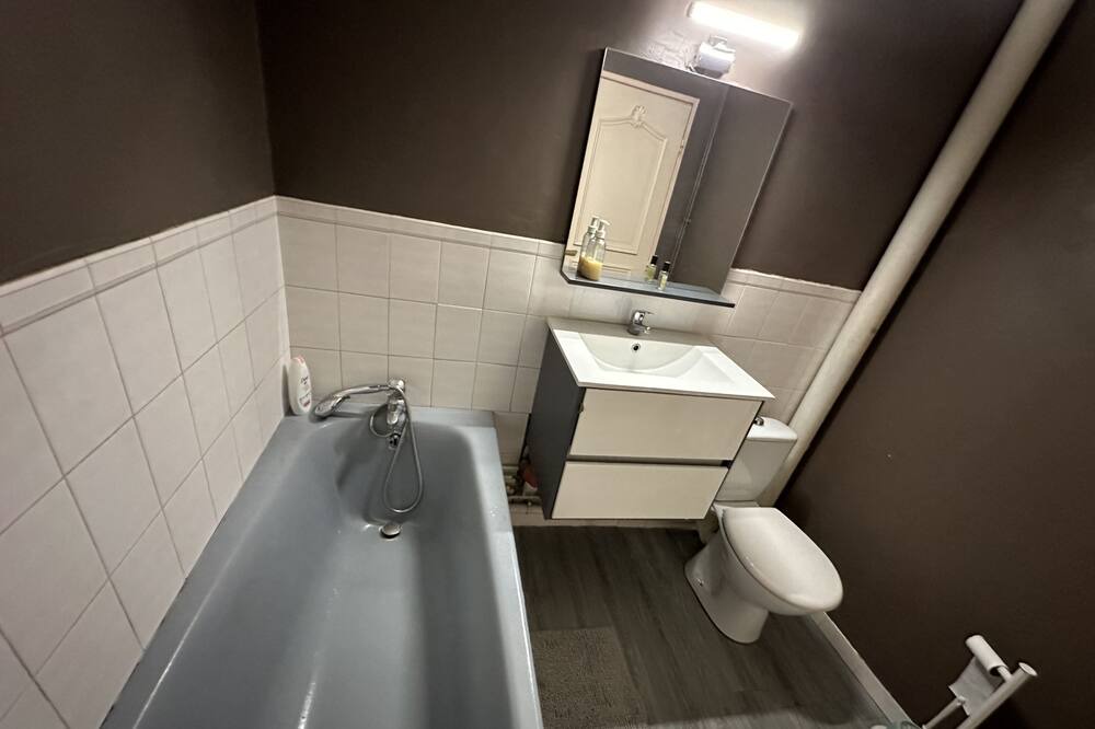 Photo of Bathroom in Le Chemin Vert