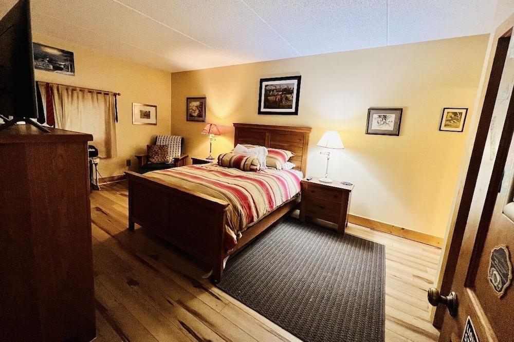 Photo of Bedroom in Blodgett Mills