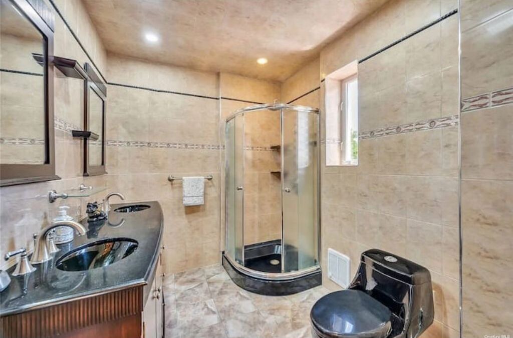 Photo of Bathroom in Valley Stream