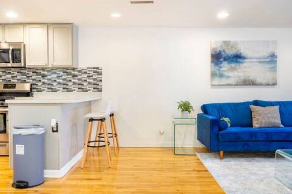Photo of Livingroom in Bronzeville