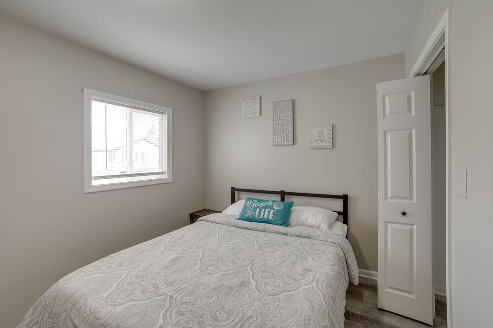 Photo of Bedroom in Bass Lake