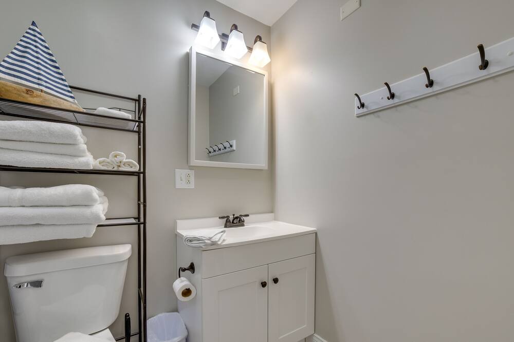 Photo of Bathroom in Bass Lake