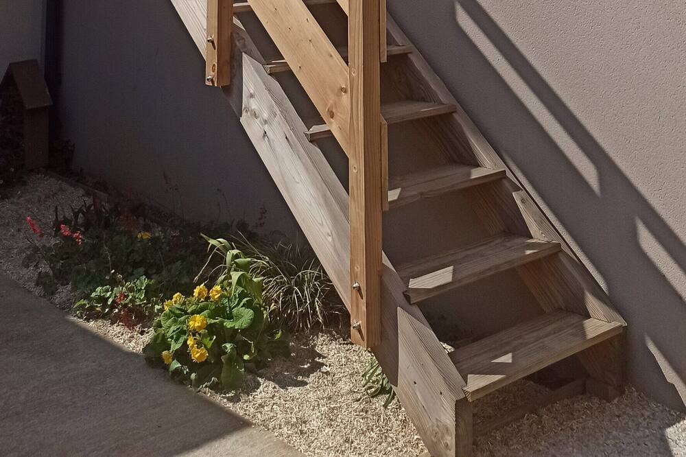 Photo of Outdoor in Saint-Etienne-de-Montluc