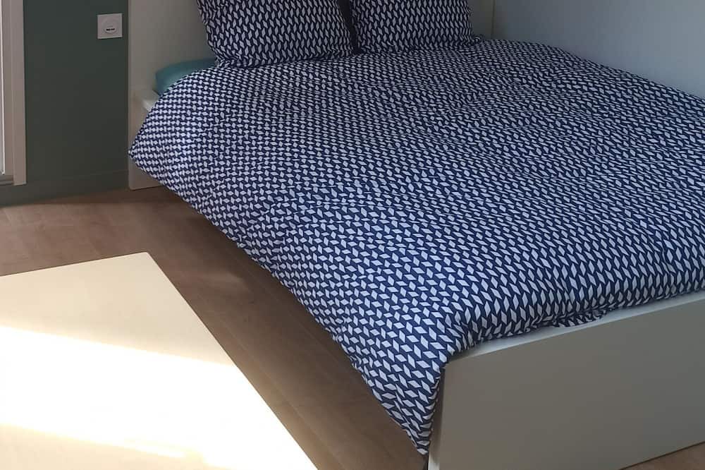 Photo of Bedroom in Saint-Etienne-de-Montluc