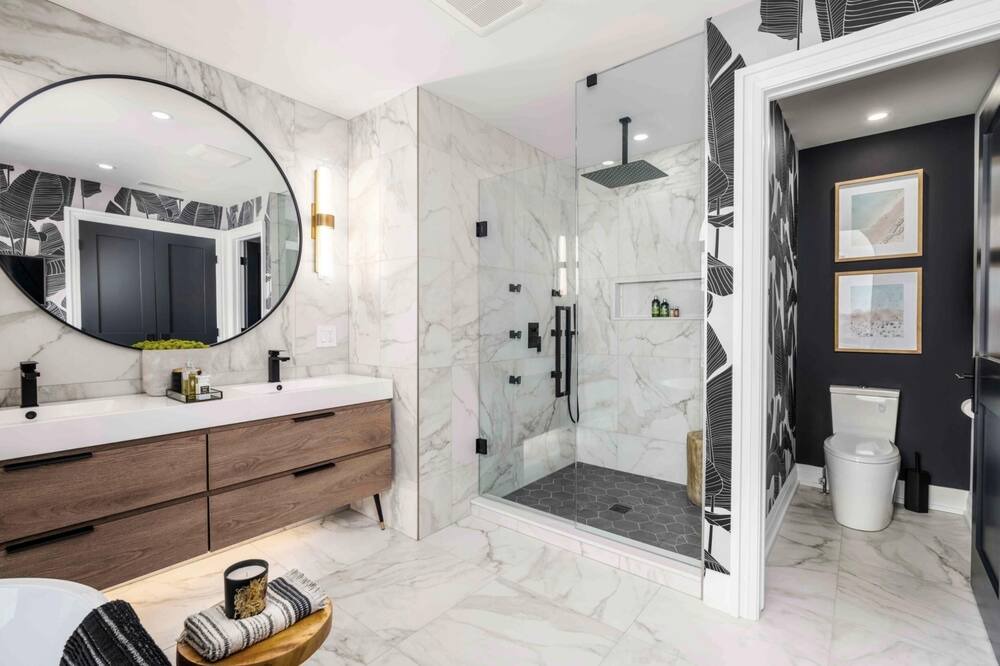 Photo of Bathroom in Queenston