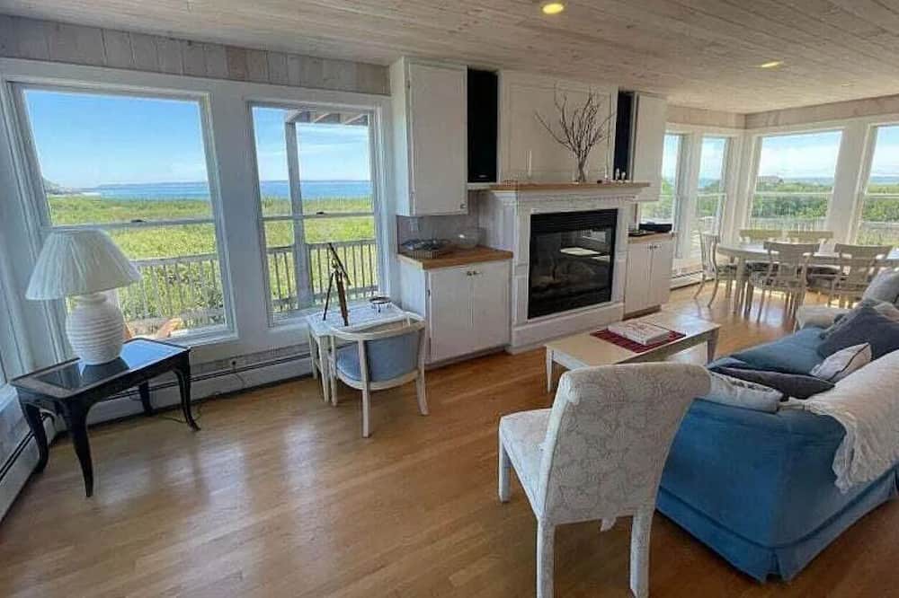 Photo of Livingroom in Lubec