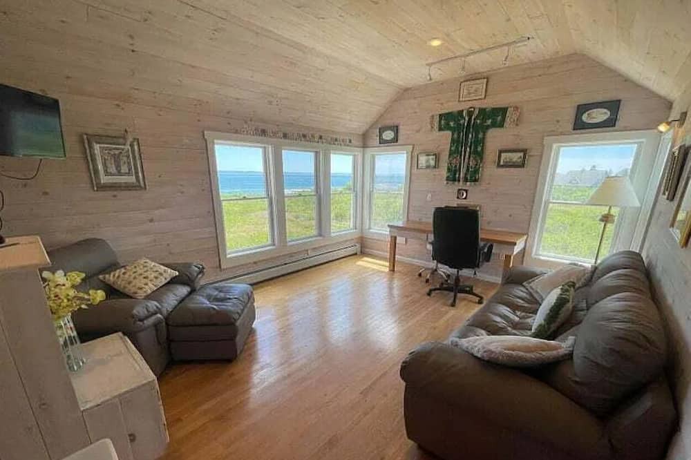 Photo of Livingroom in Lubec
