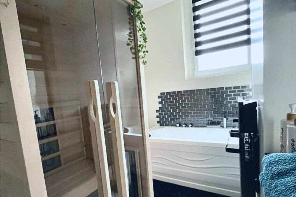 Photo of Bedroom in Saint-Quentin