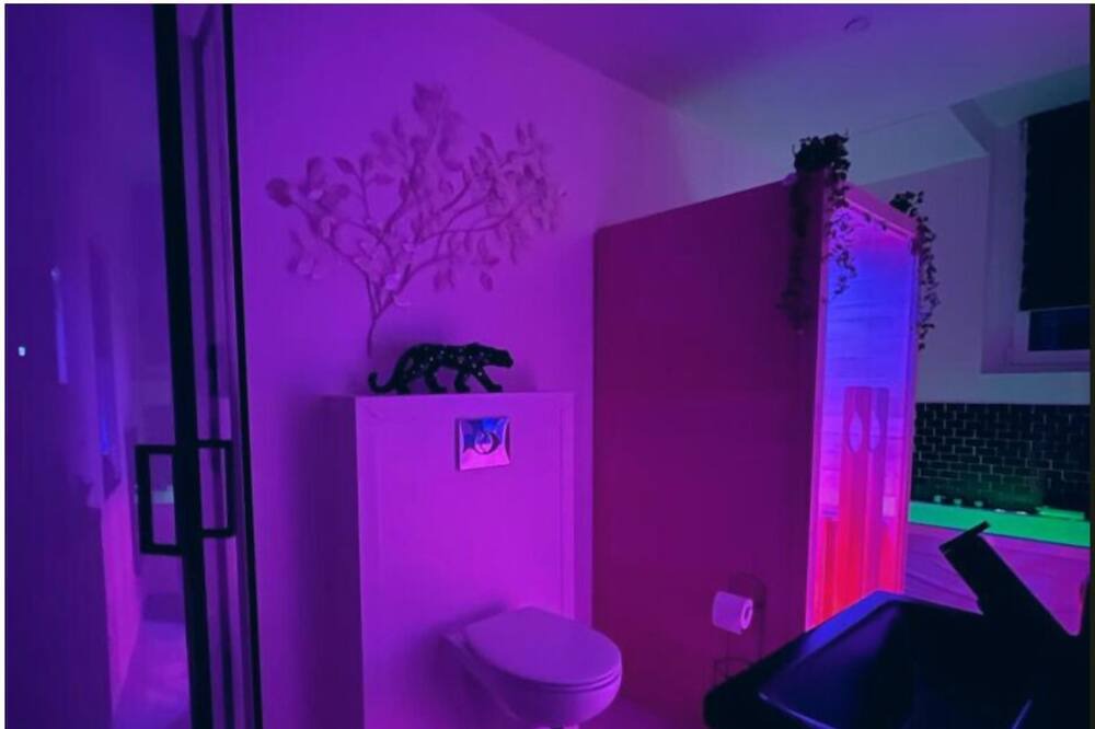 Photo of Bathroom in Saint-Quentin