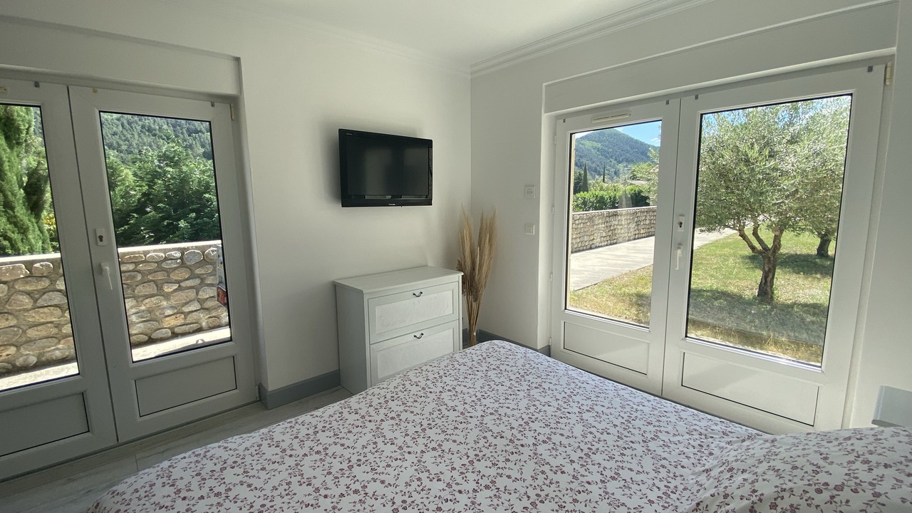Photo of Bedroom in Saint-Fortunat-sur-Eyrieux