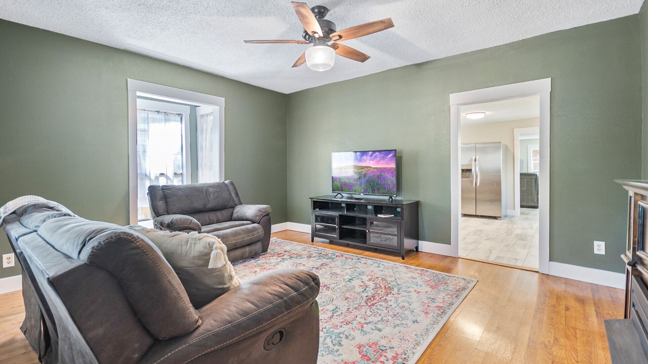 Photo of Livingroom in Siloam Springs