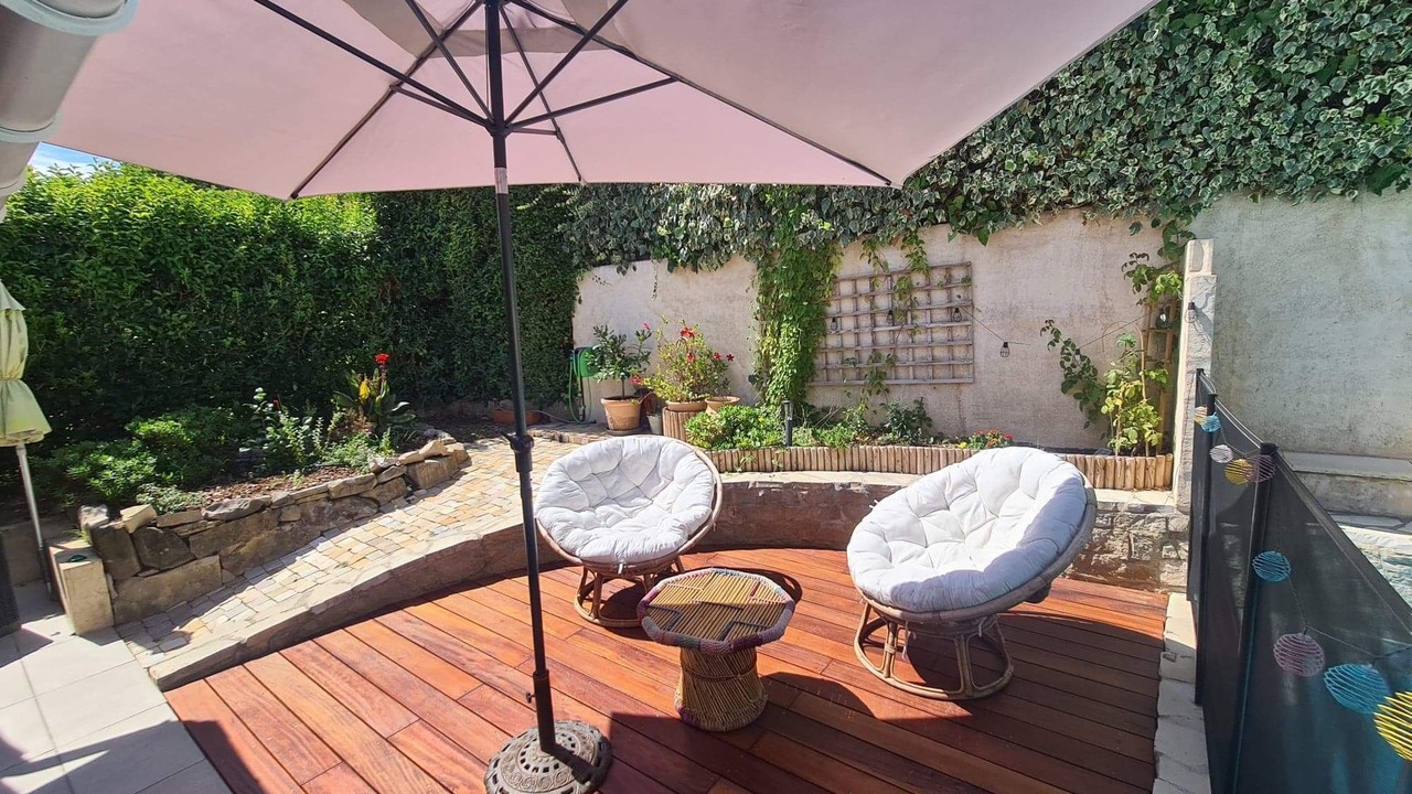 Photo of Patio Balcony in Saint-Aunes
