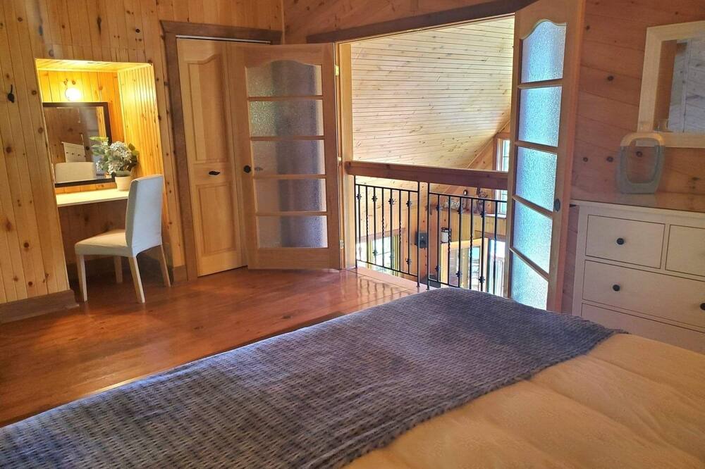 Photo of Bedroom in Northfield