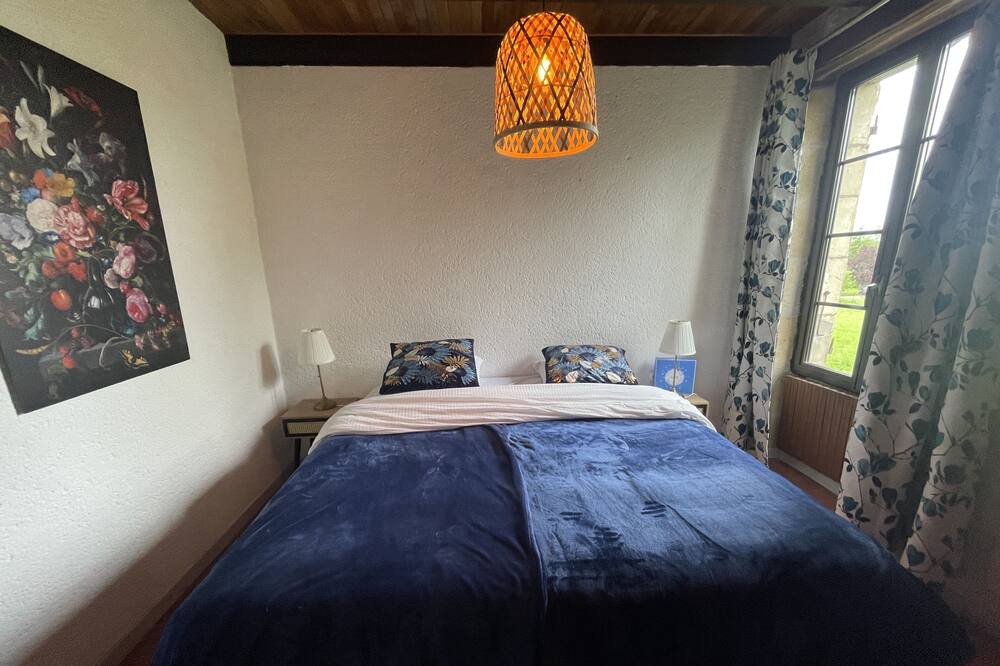 Photo of Bedroom in Montayral
