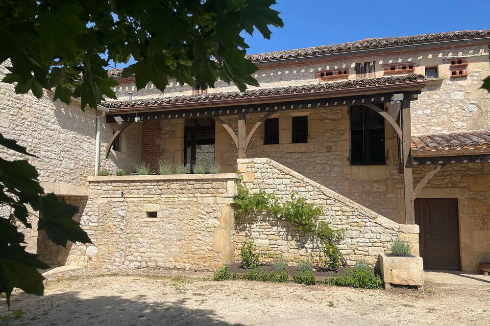 Photo of Outdoor in Montayral