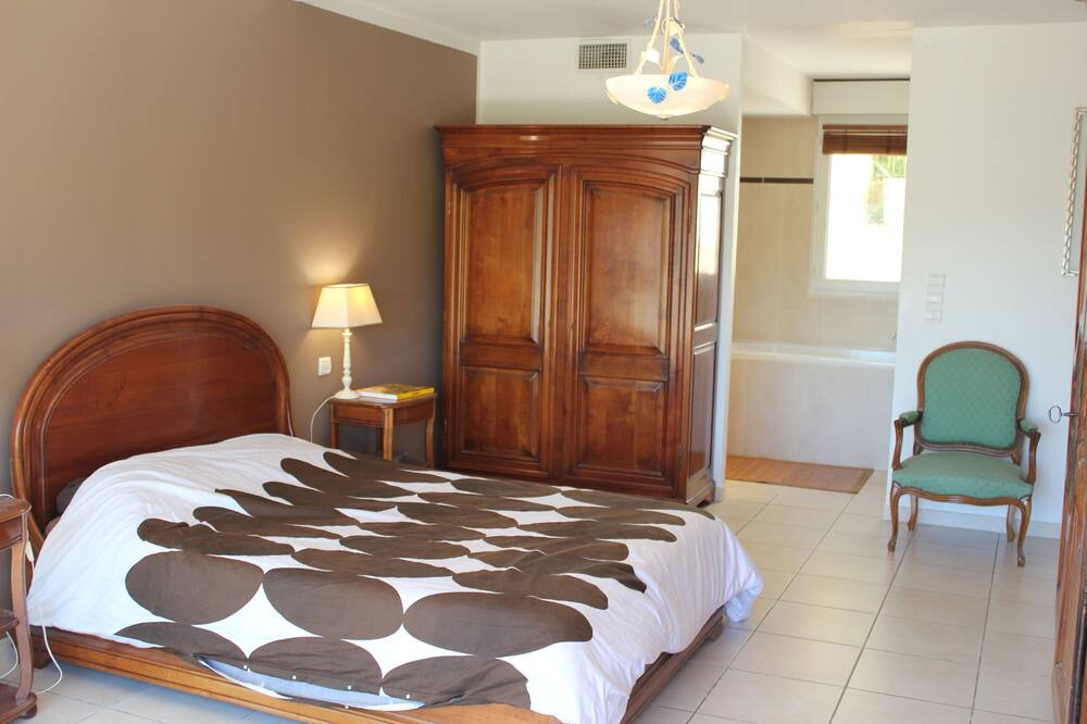 Photo of Bedroom in Montferrier-sur-Lez