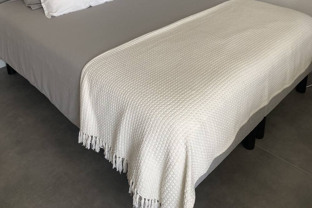 Photo of Bedroom in Les Baux-de-Provence