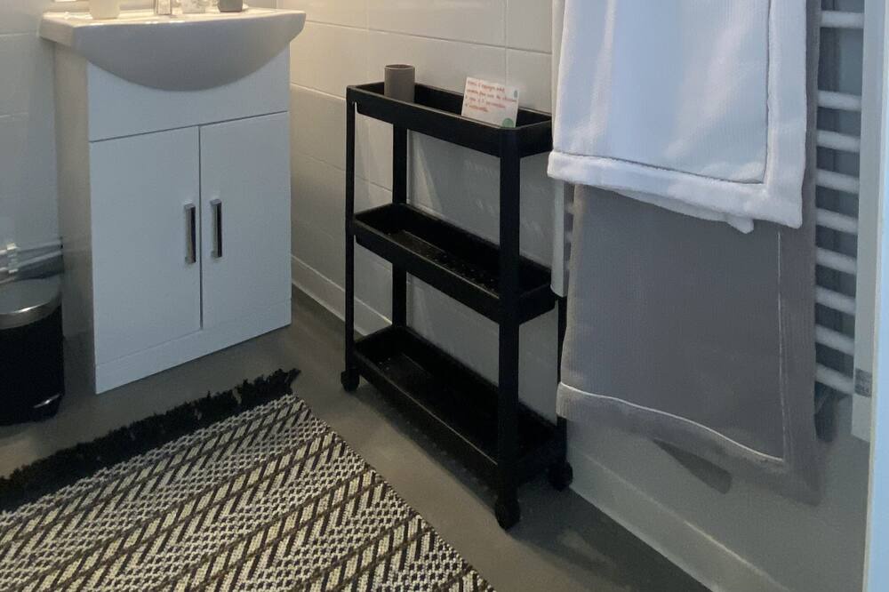 Photo of Bathroom in Les Baux-de-Provence