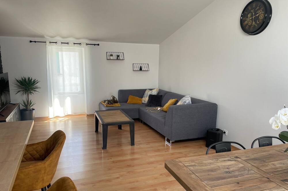 Photo of Livingroom in Salles sur Mer