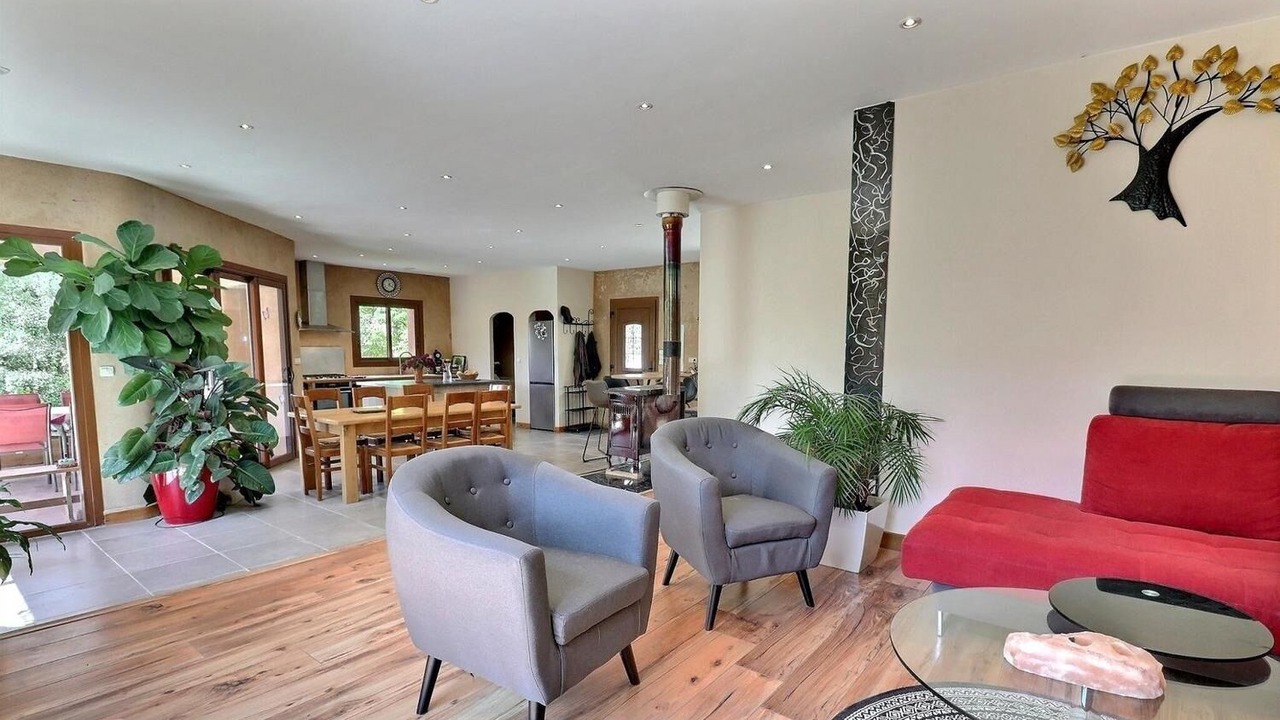 Photo of Livingroom in Labastide-de-Virac