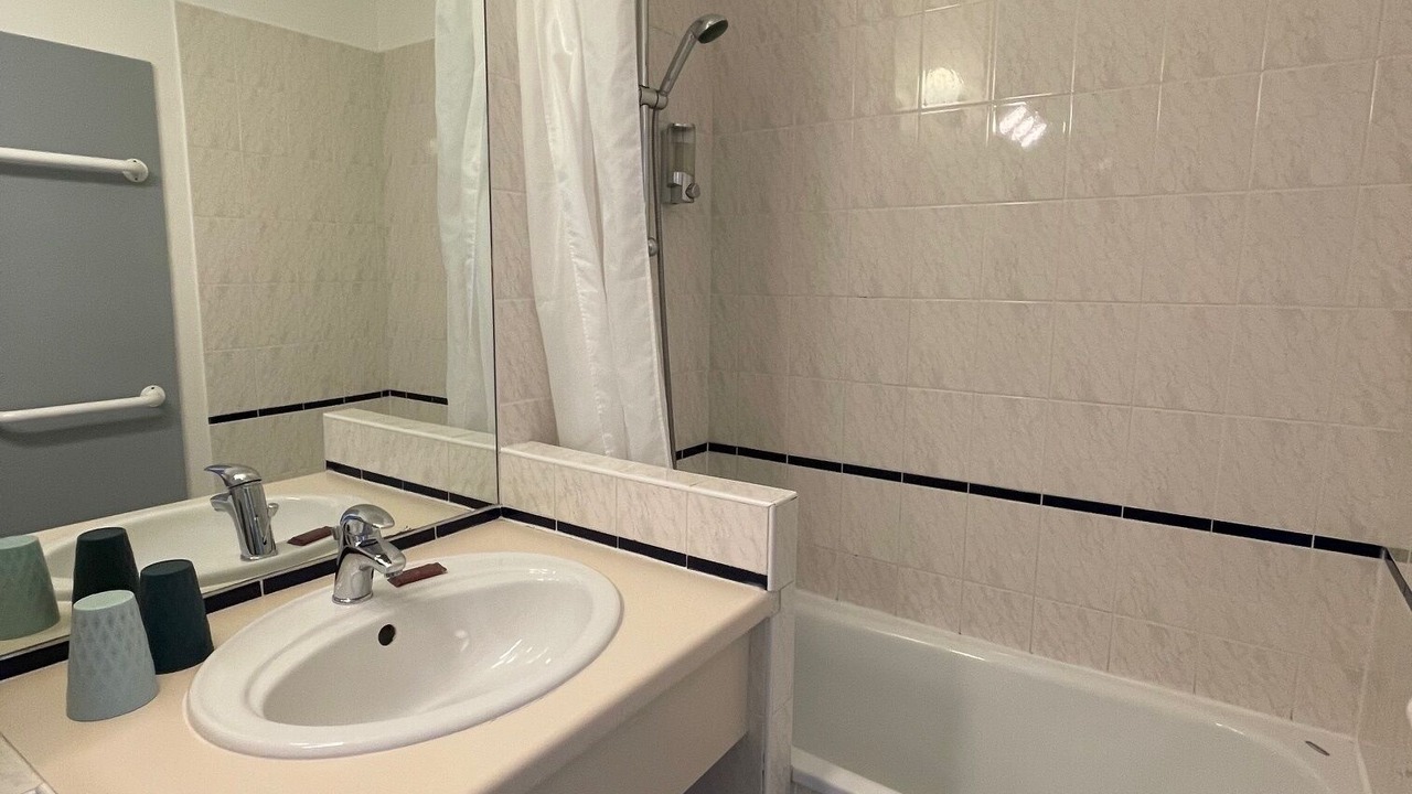 Photo of Bathroom in Soulac-sur-Mer