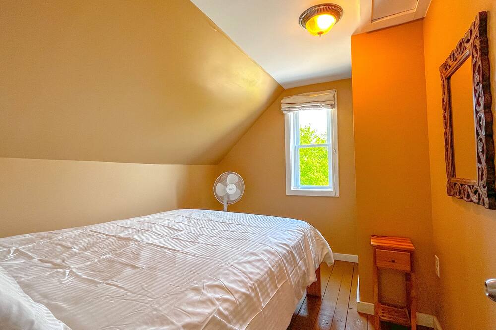 Photo of Bedroom in Hastings Highlands