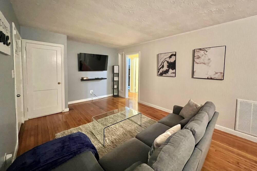 Photo of Livingroom in Richmond