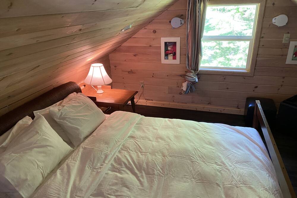 Photo of Bedroom in South Kortright