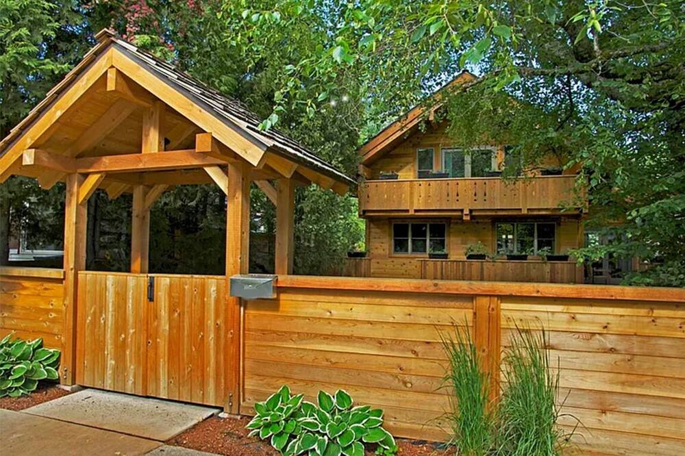 Photo of Others in Sandpoint