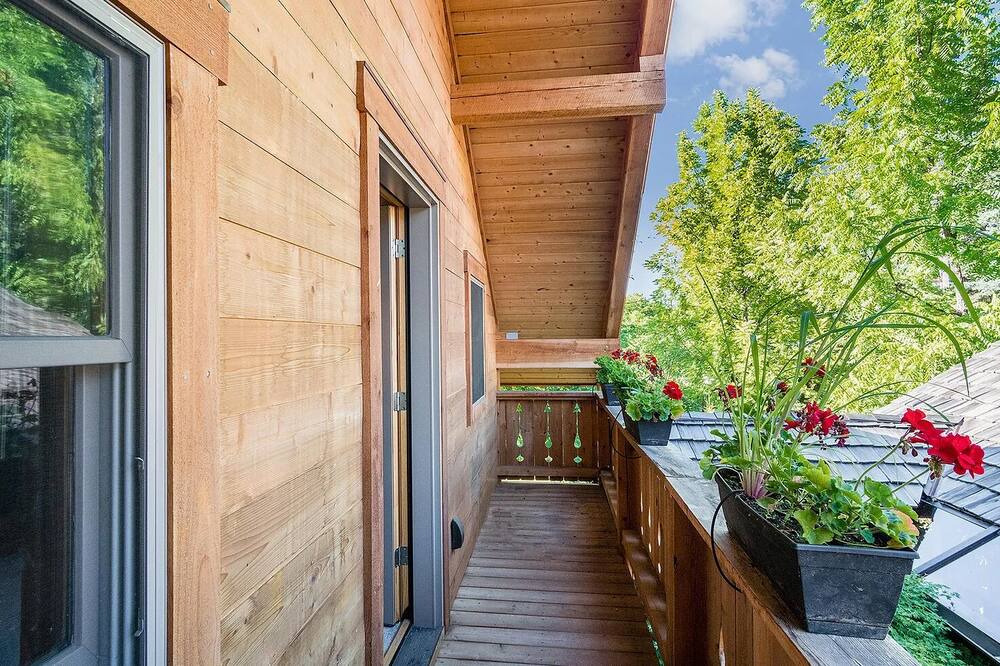 Photo of Patio Balcony in Sandpoint
