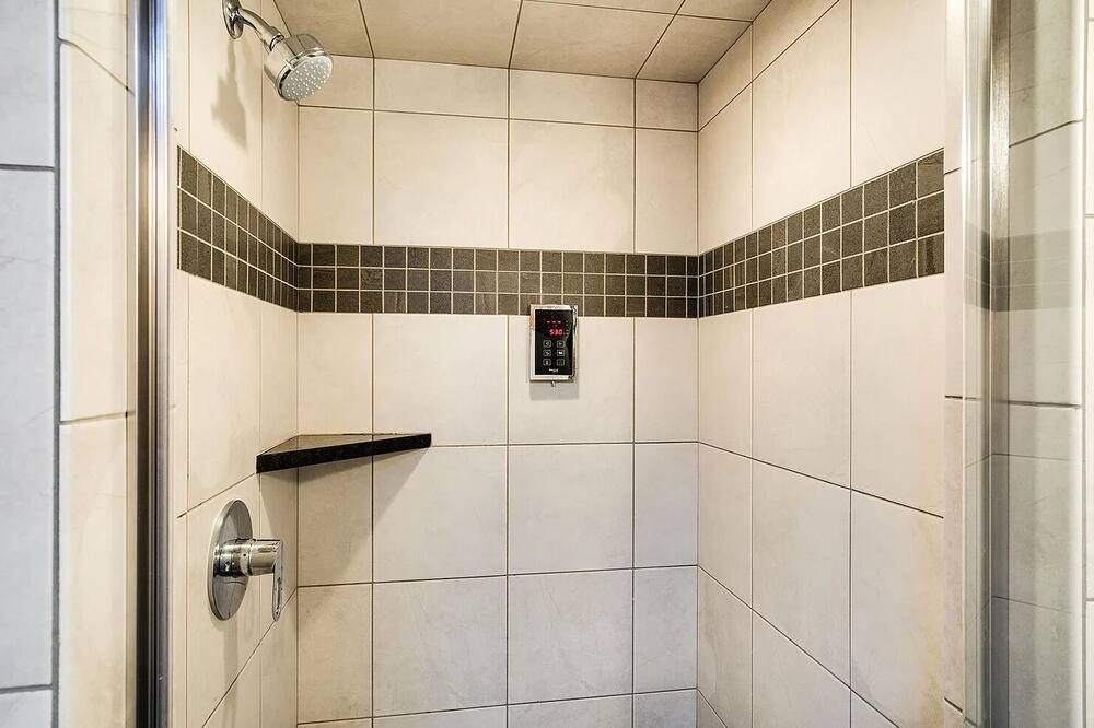 Photo of Bathroom in Sandpoint