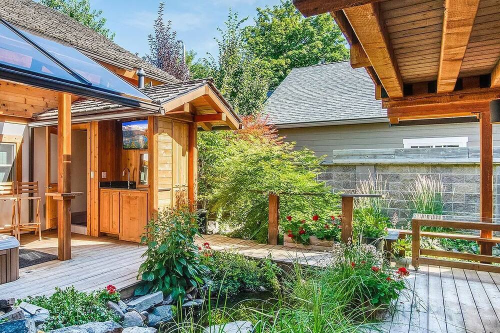 Photo of Outdoor in Sandpoint