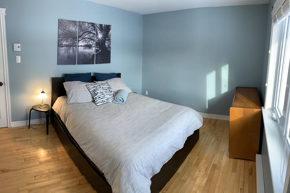 Photo of Bedroom in Val-des-Bois