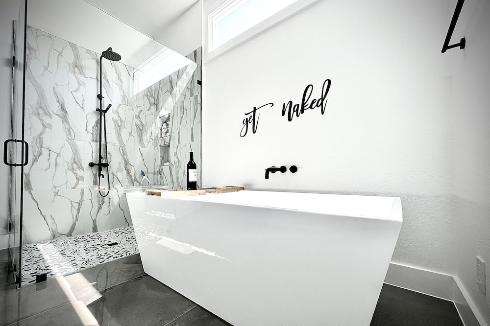 Photo of Bathroom in Trinity
