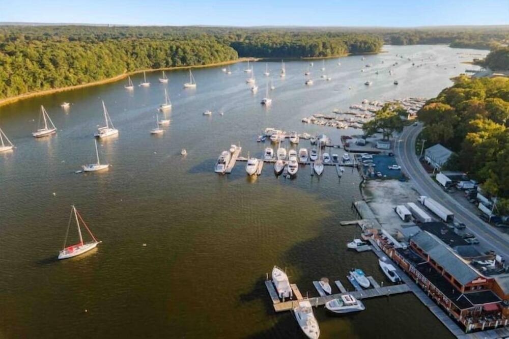 Photo of Others in East Greenwich