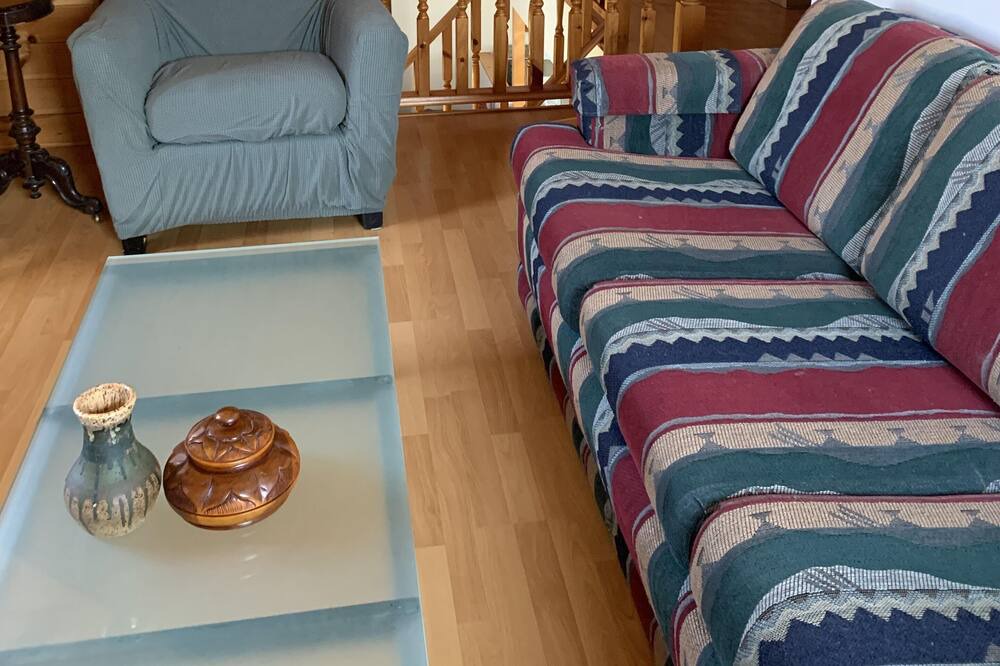 Photo of Livingroom in Rideau Lakes