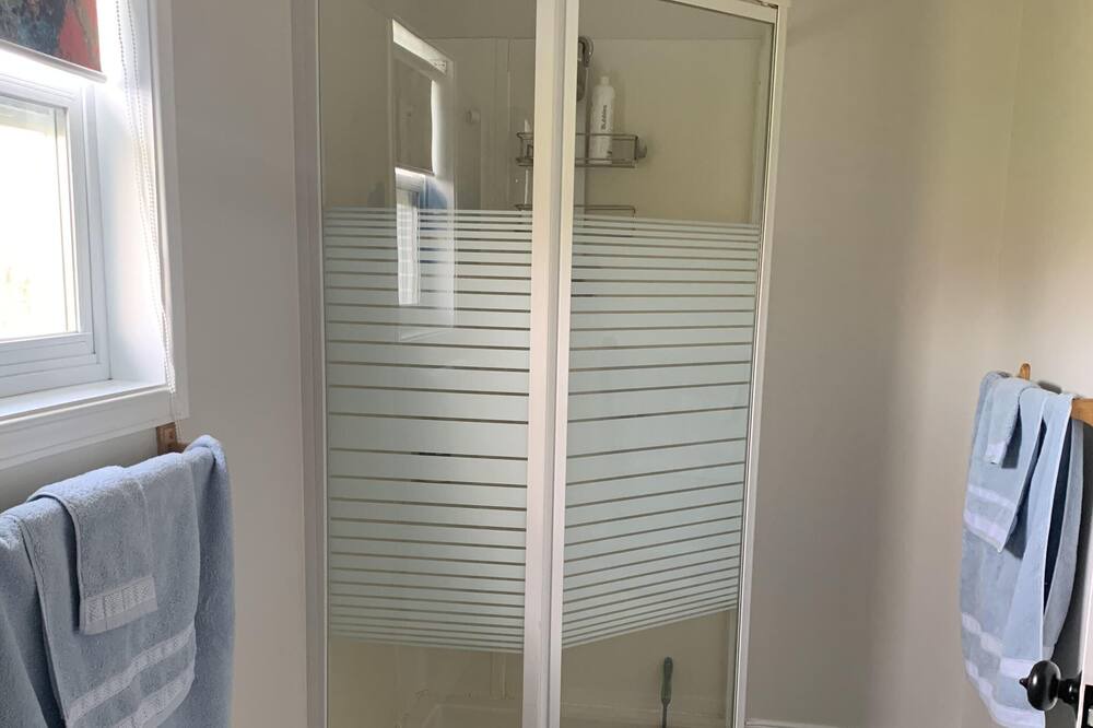 Photo of Bathroom in Rideau Lakes
